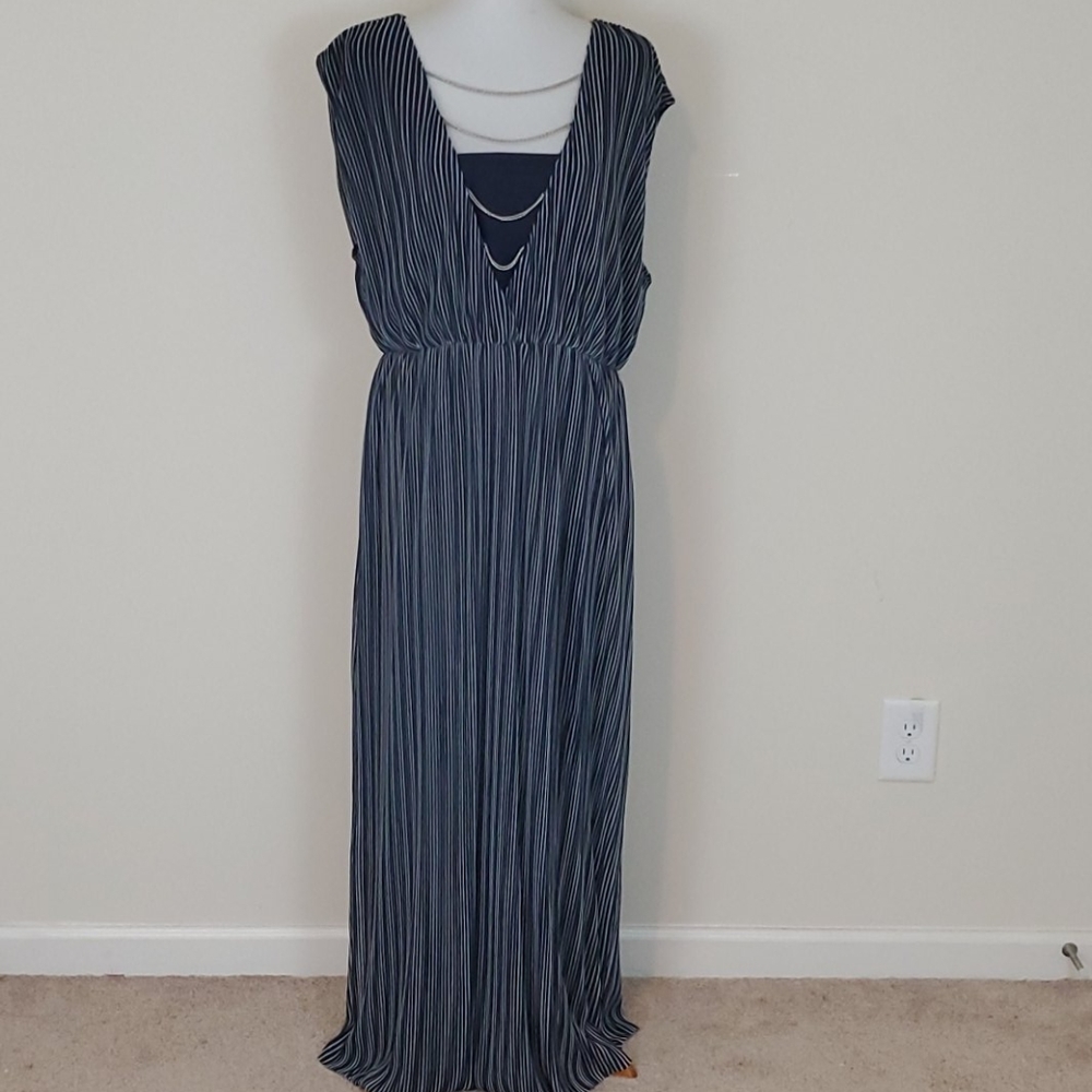 Love Scarlett navy and white maxi striped dress